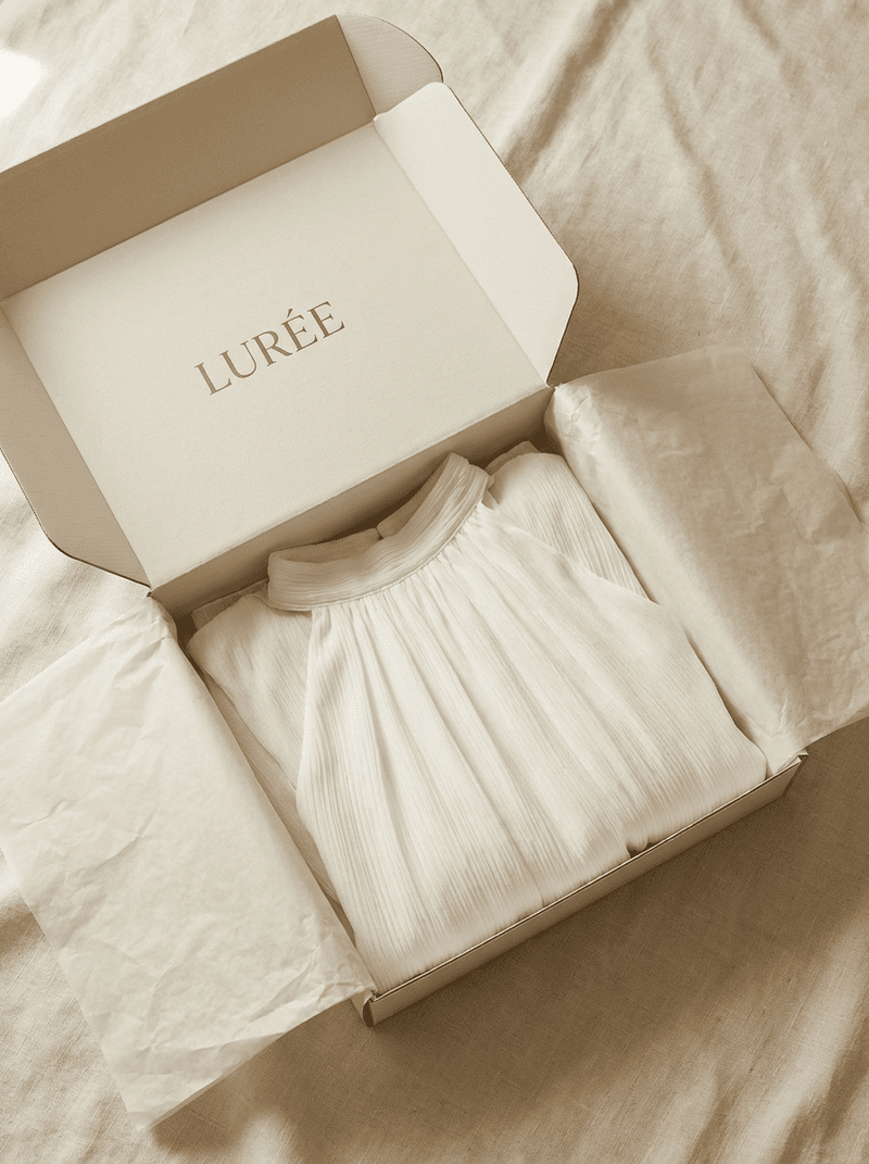 Caja Lurée con vestido