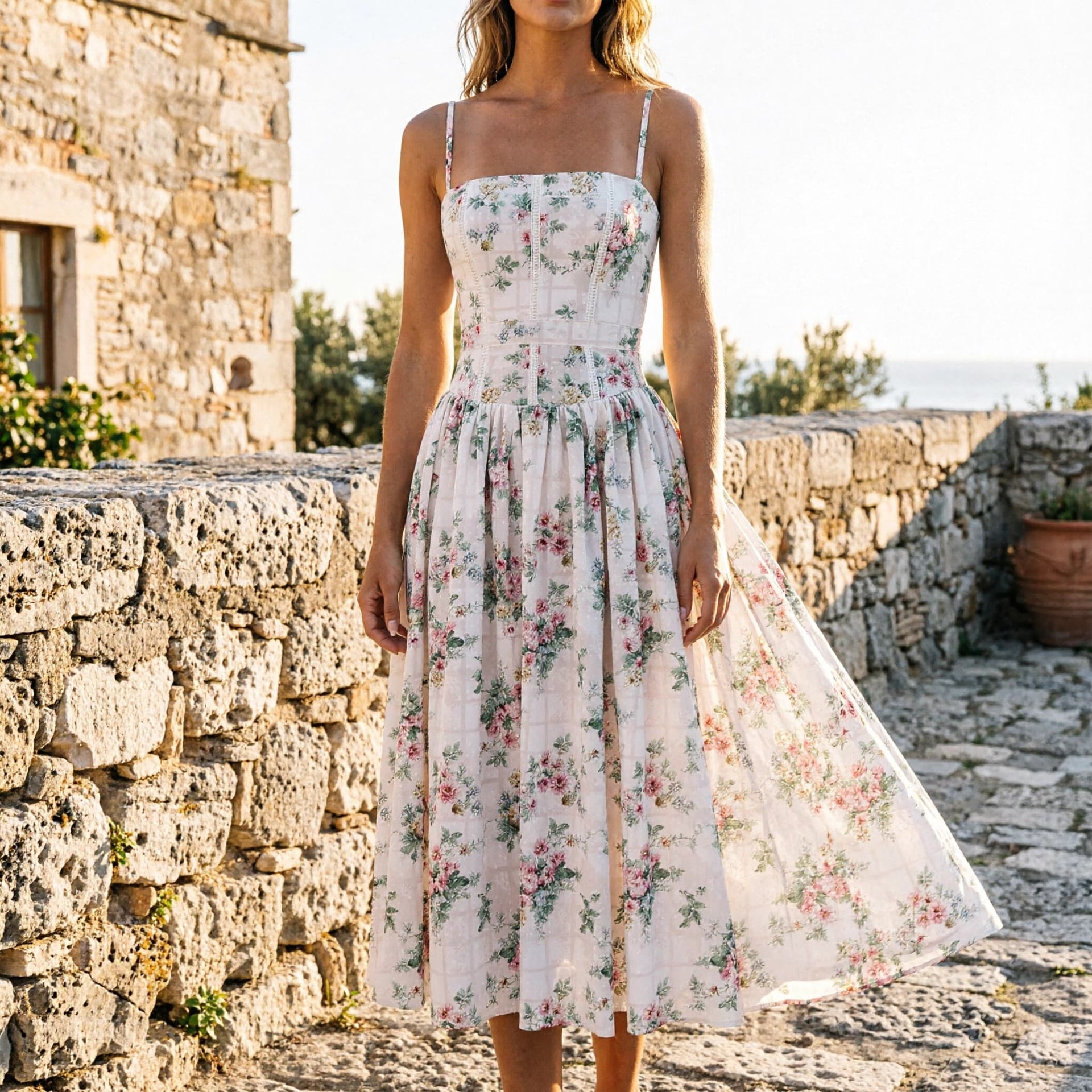 Lucía | Vestido midi floral con corsé