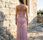 Adriana | Vestido largo plisado con escote halter